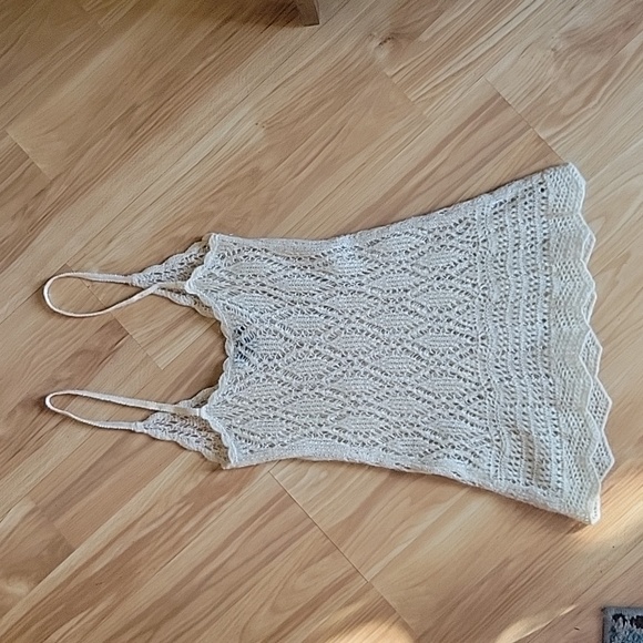 Express Crochet Tank Style Top - Picture 2 of 8